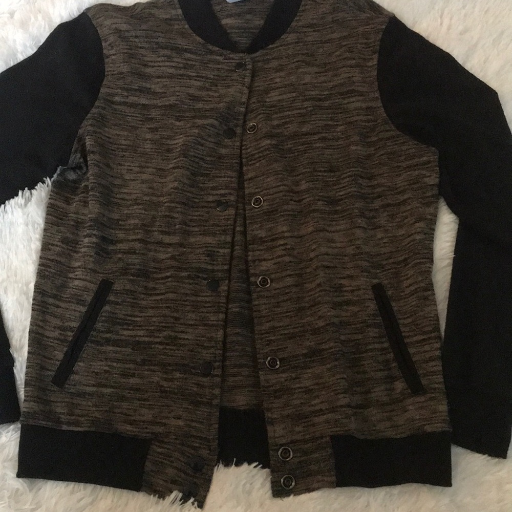 Women’s Button Down Sweater